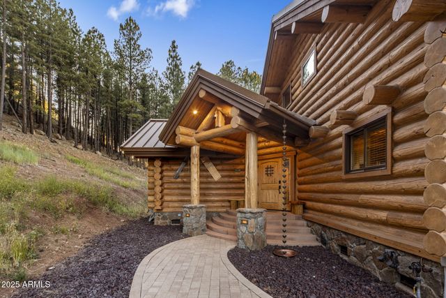 6645 W LEONARD Lane, Flagstaff, AZ 86001