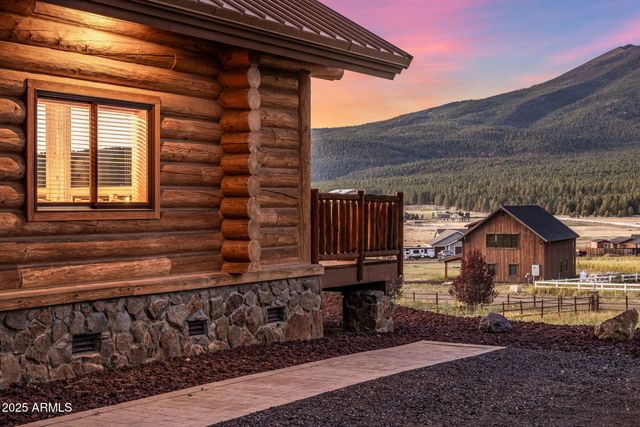 6645 W LEONARD Lane, Flagstaff, AZ 86001