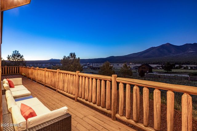 6645 W LEONARD Lane, Flagstaff, AZ 86001