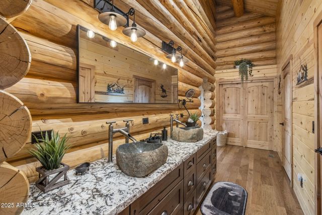 6645 W LEONARD Lane, Flagstaff, AZ 86001