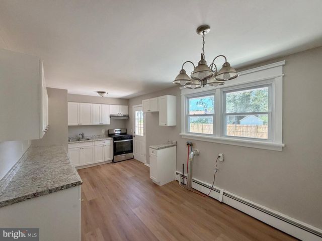 253 SHORE BLVD, Bayville, NJ 08721