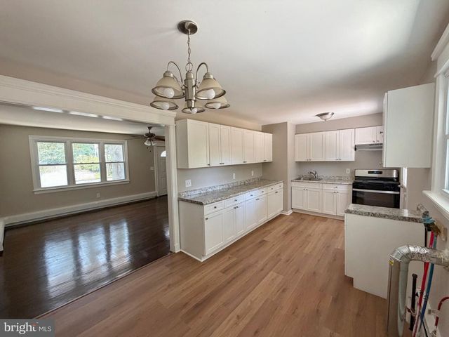 253 SHORE BLVD, Bayville, NJ 08721