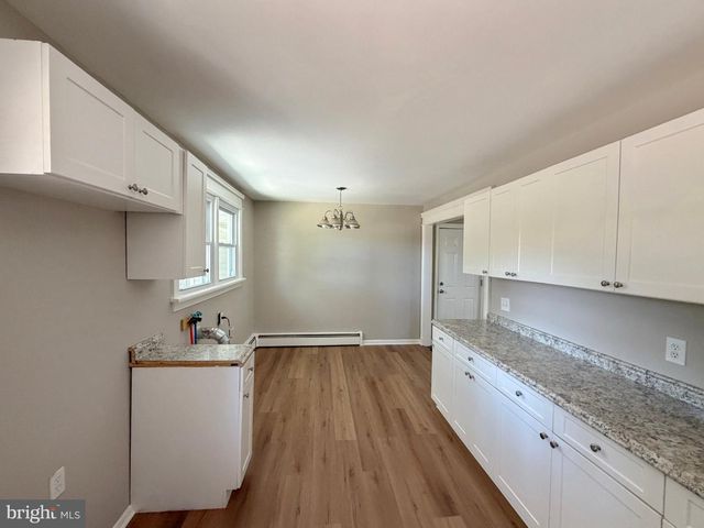 253 SHORE BLVD, Bayville, NJ 08721