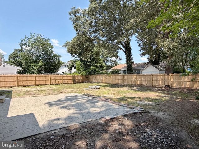 253 SHORE BLVD, Bayville, NJ 08721