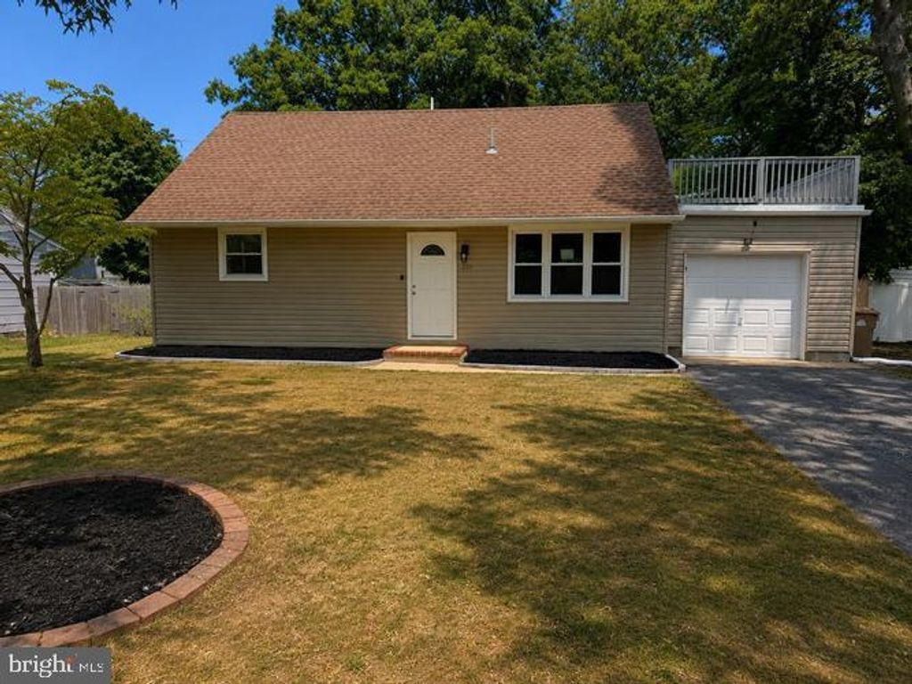 253 SHORE BLVD, Bayville, NJ 08721