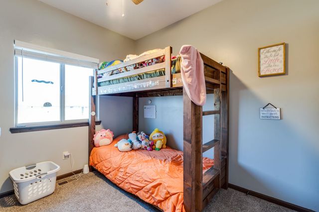 2004 E Teak Ct, Andover, KS 67002