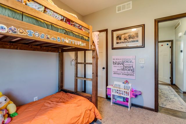 2004 E Teak Ct, Andover, KS 67002