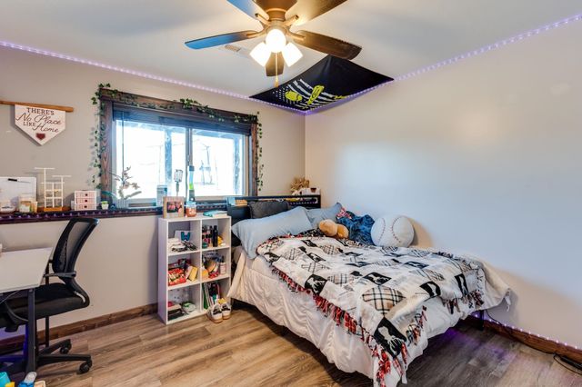 2004 E Teak Ct, Andover, KS 67002