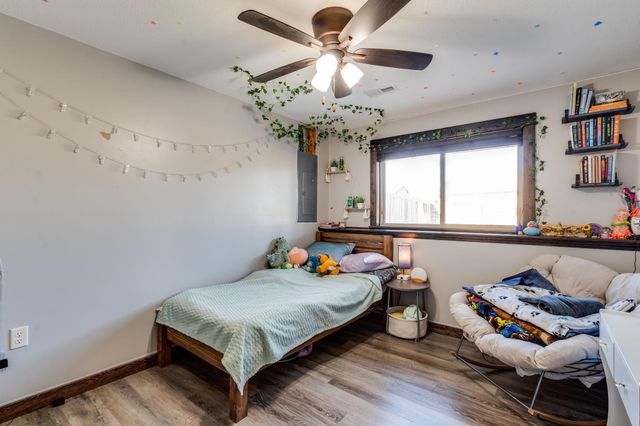 2004 E Teak Ct, Andover, KS 67002