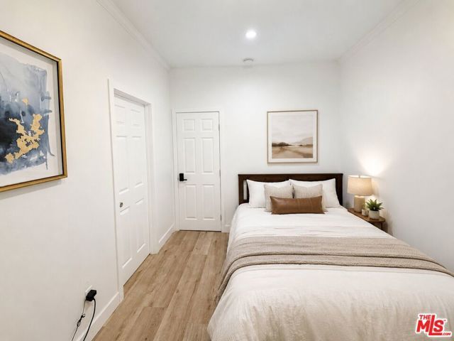 2927 S Catalina Street 2925, Los Angeles, CA 90007