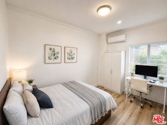 2927 S Catalina Street 2925, Los Angeles, CA 90007