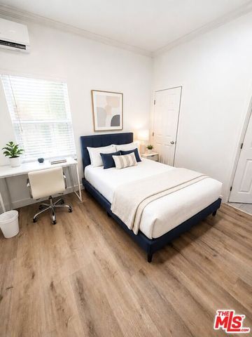 2927 S Catalina Street 2925, Los Angeles, CA 90007