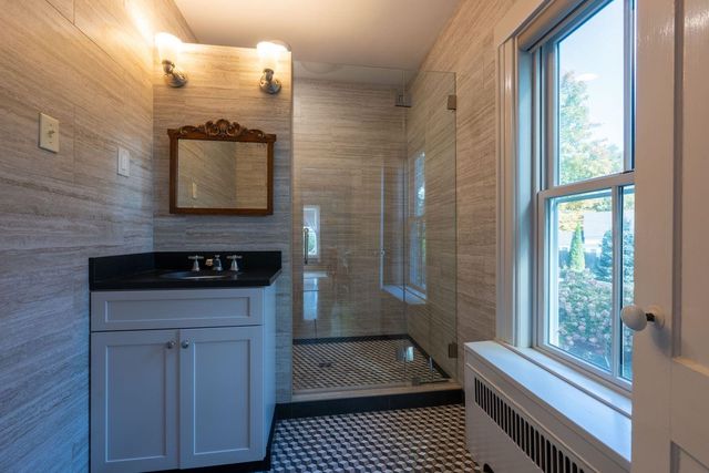 11 Cream Pot Hill Road, Hinsdale, NH 03451