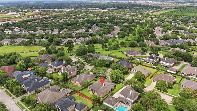 3103 Autumn Harvest Drive, Friendswood, TX 77546