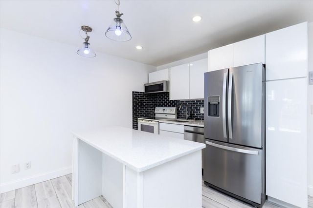 45 Cottage St 2, Lynn, MA 01905
