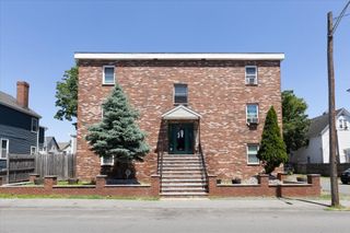 45 Cottage St 2, Lynn, MA 01905
