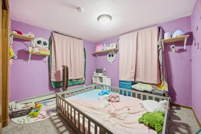 1405 16th Street S, Fargo, ND 58103