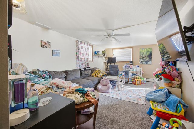 1405 16th Street S, Fargo, ND 58103