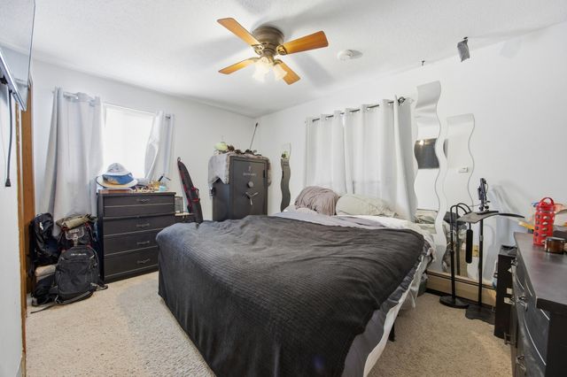 1405 16th Street S, Fargo, ND 58103