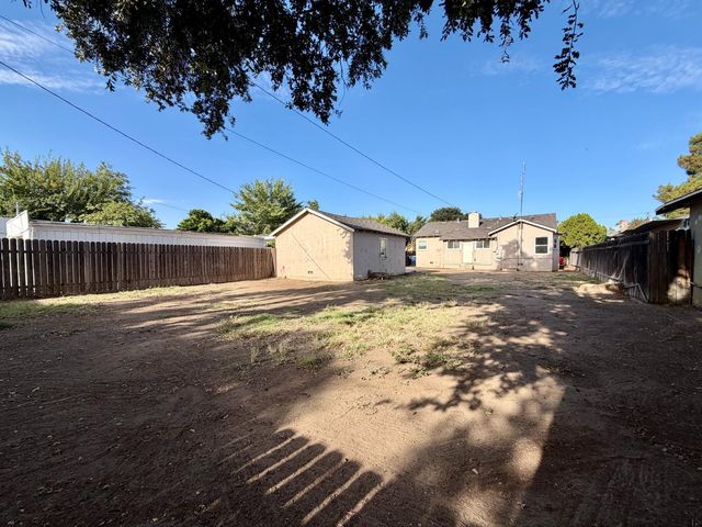 434 N Echo Avenue, Fresno, CA 93701
