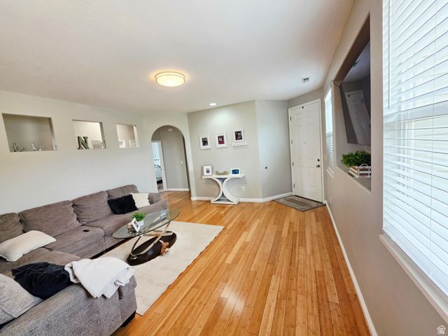 709 N SKIPTON, North Salt Lake, UT 84054