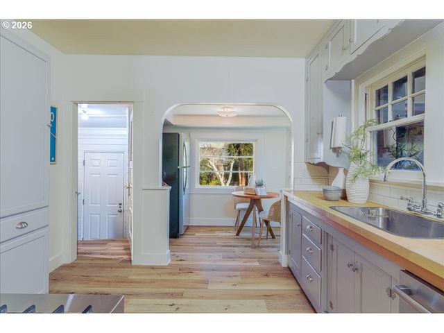 3515 N Baldwin St, Portland, OR 97217