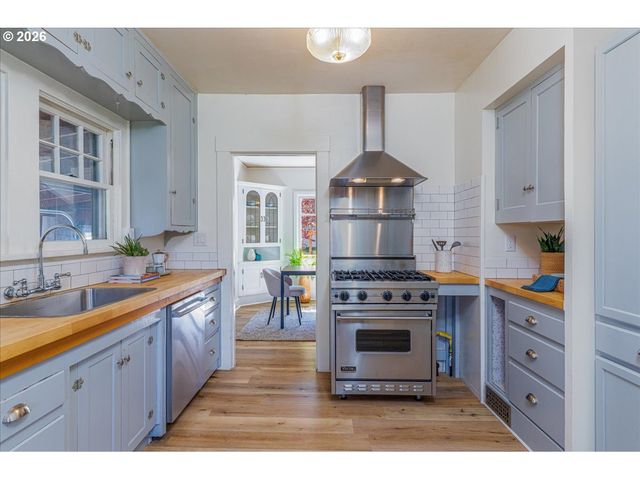 3515 N Baldwin St, Portland, OR 97217