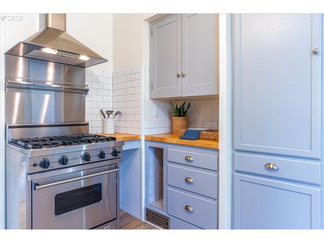 3515 N Baldwin St, Portland, OR 97217