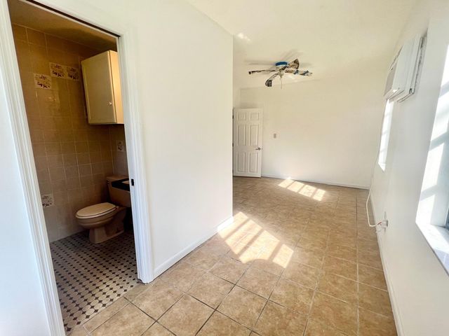 203 Tarpon Street, Key Largo, FL 33070