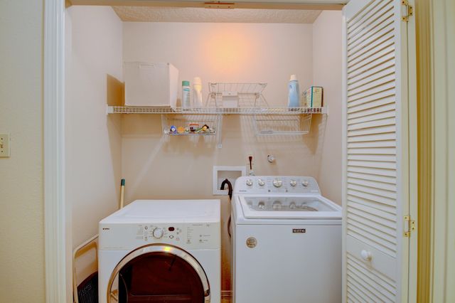 6504 Cliffrose Road NW, Albuquerque, NM 87120