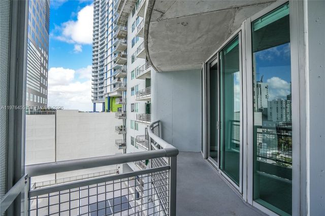 690 SW 1st Ct 1434, Miami, FL 33130