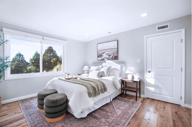 5914 Zinn Drive, Oakland, CA 94611