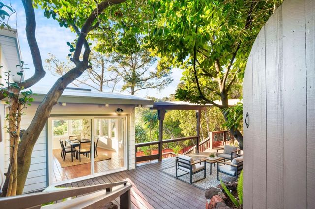 5914 Zinn Drive, Oakland, CA 94611