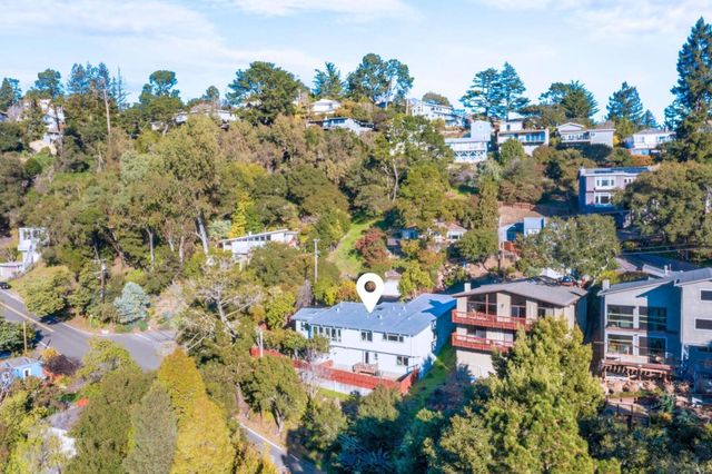 5914 Zinn Drive, Oakland, CA 94611