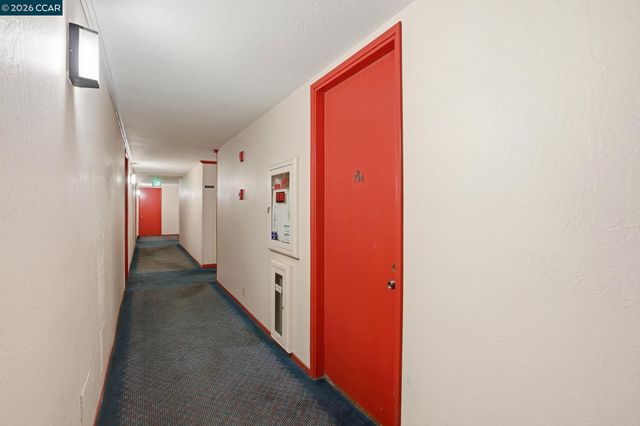 551 Jean St 104, Oakland, CA 94610