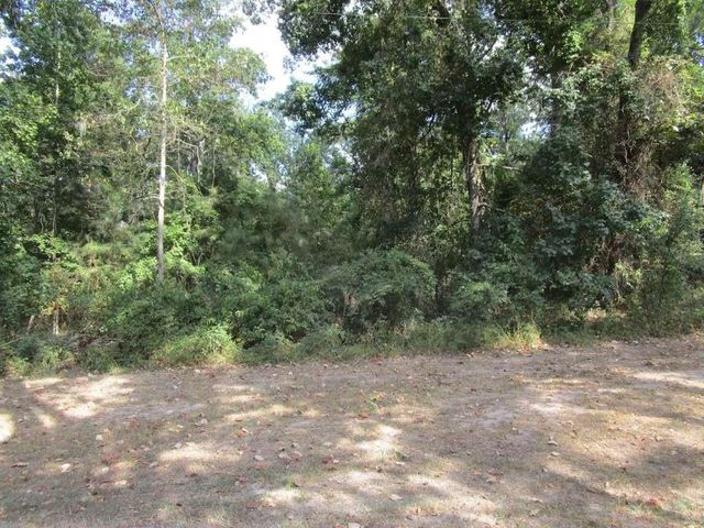 183 Lakeland Road, Huntsville, TX 77320