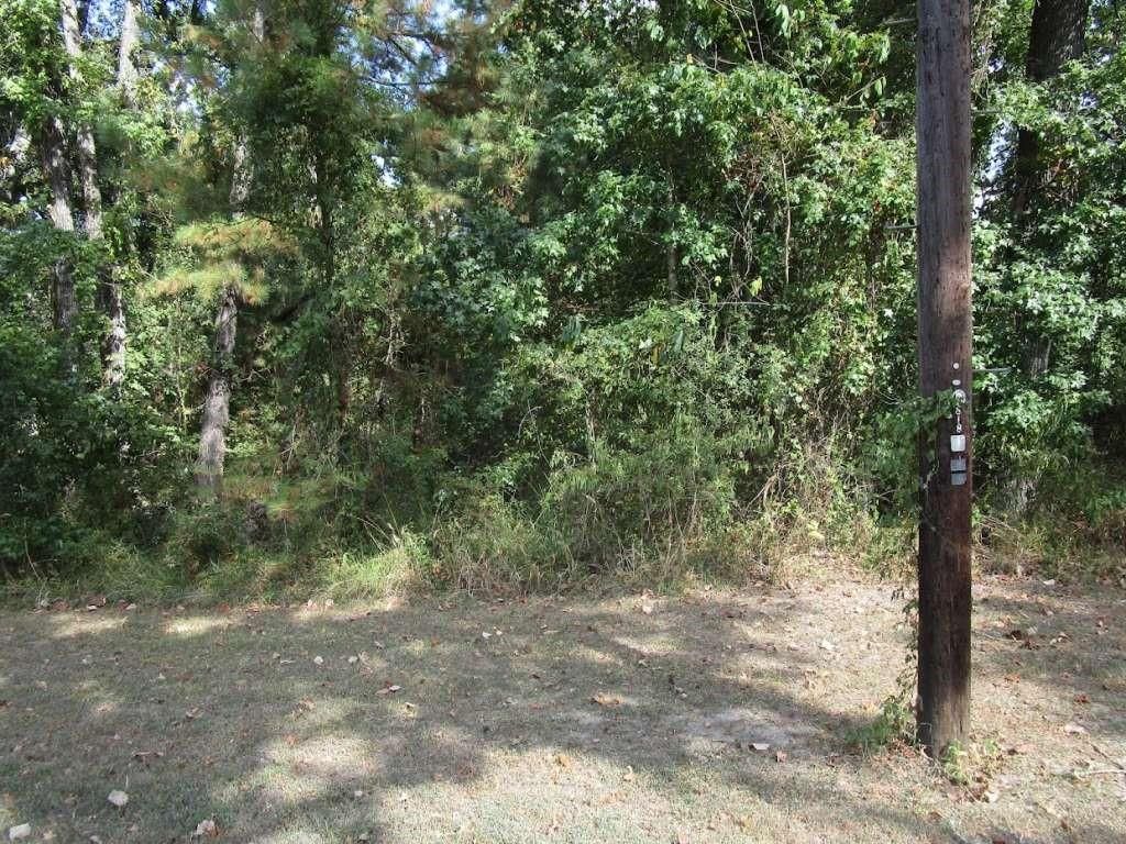 183 Lakeland Road, Huntsville, TX 77320