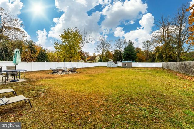 512 LAKE AVE, Williamstown, NJ 08094