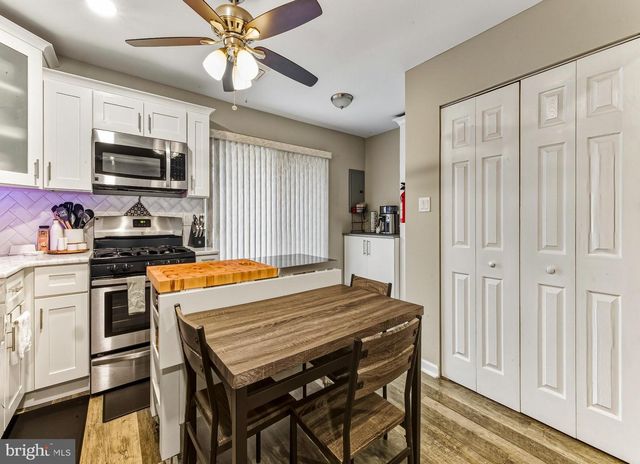 512 LAKE AVE, Williamstown, NJ 08094