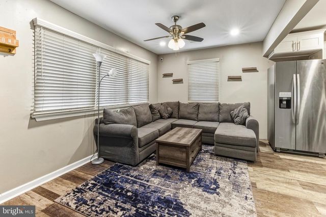 512 LAKE AVE, Williamstown, NJ 08094