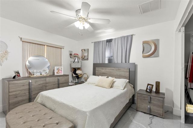 8019 N GOMEZ AVENUE, Tampa, FL 33614