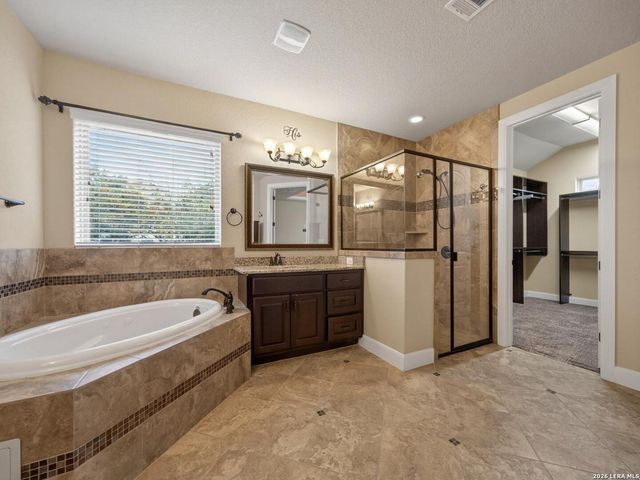 1008 Spanish Trl, New Braunfels, TX 78132