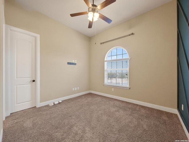 1008 Spanish Trl, New Braunfels, TX 78132