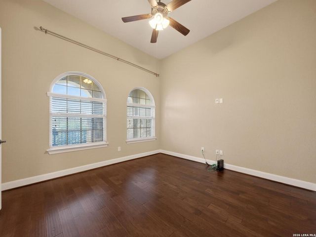 1008 Spanish Trl, New Braunfels, TX 78132