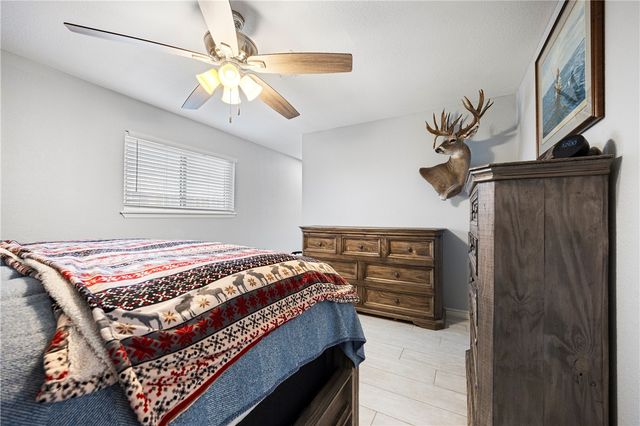 15730 Escapade St, Corpus Christi, TX 78418