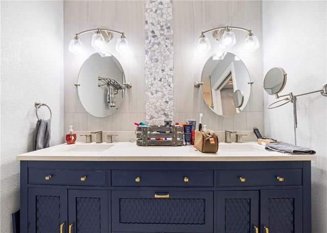 15730 Escapade St, Corpus Christi, TX 78418