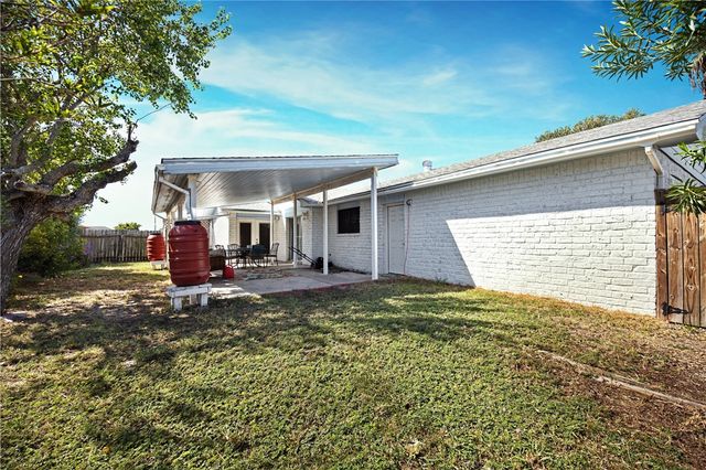 15730 Escapade St, Corpus Christi, TX 78418