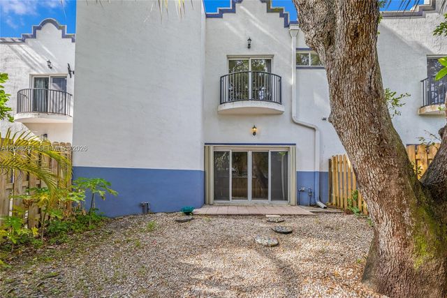 2929 SW 18th Terrace, Fort Lauderdale, FL 33315