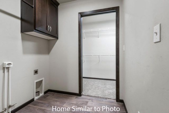 1712 BETTY JEAN LANE, Green Bay, WI 54313