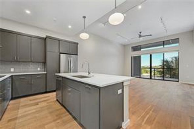 5921 Hiline RD 1203, Austin, TX 78734